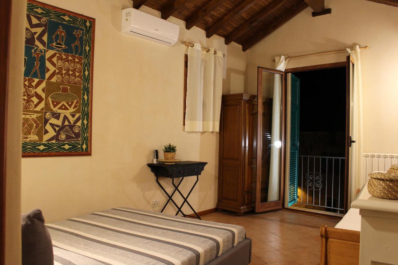 In Centro Citta, Nei Vicoli Del Borgo Appartement San Remo Buitenkant foto