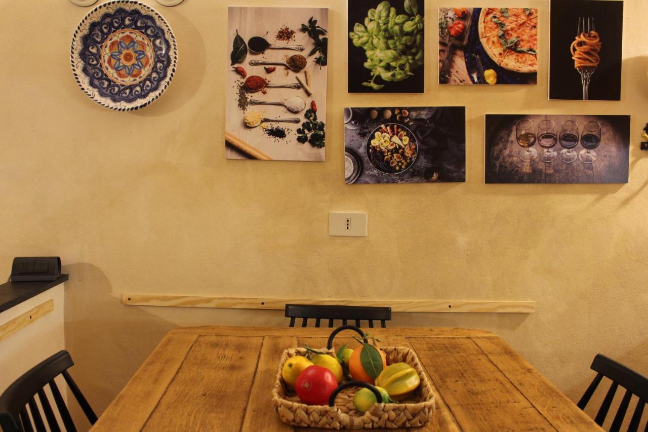 In Centro Citta, Nei Vicoli Del Borgo Appartement San Remo Buitenkant foto